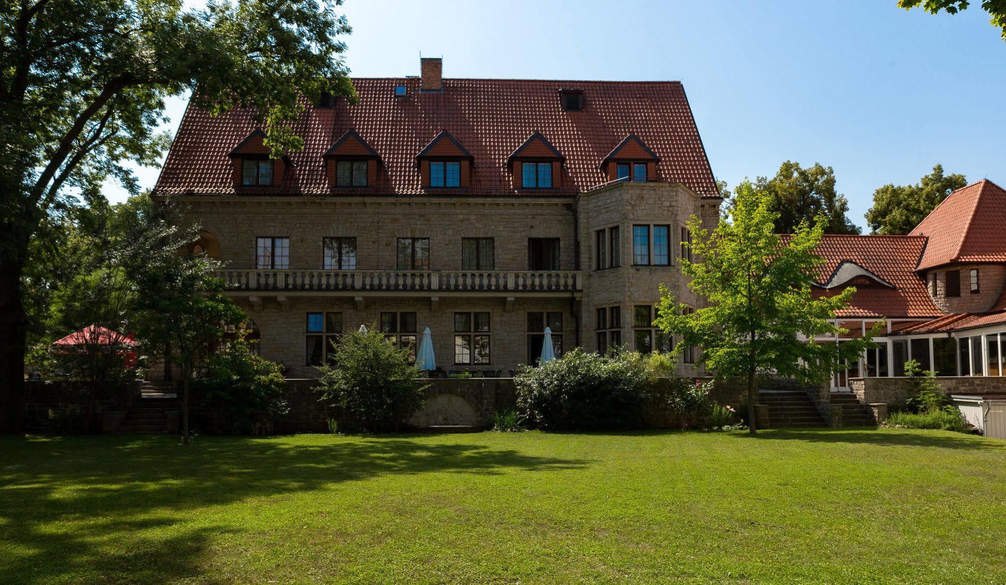 Parkhotel Unter Den Linden Halberstadt Exterior foto